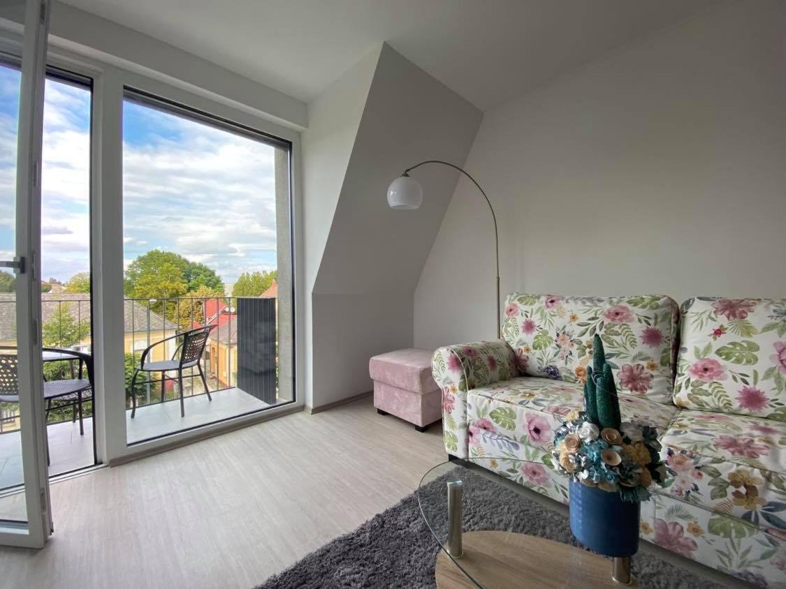 New With A View - Spectacular Views In Every Direction Heviz Bagian luar foto